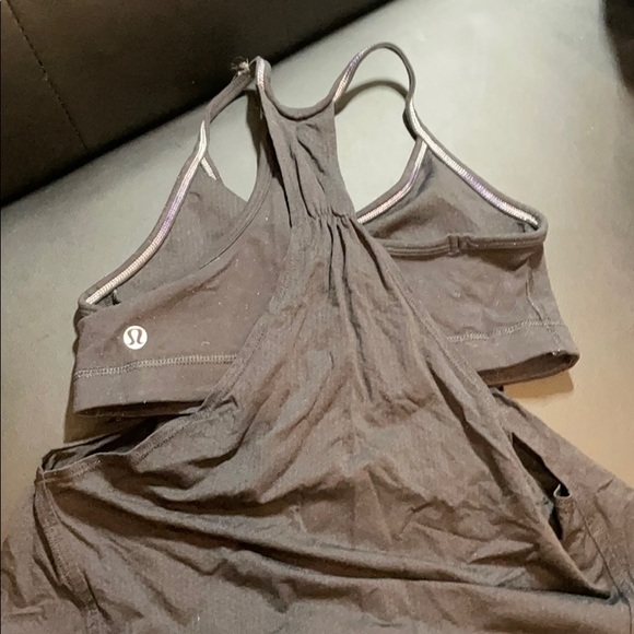 lululemon black tank top size 6! - Picture 2 of 2